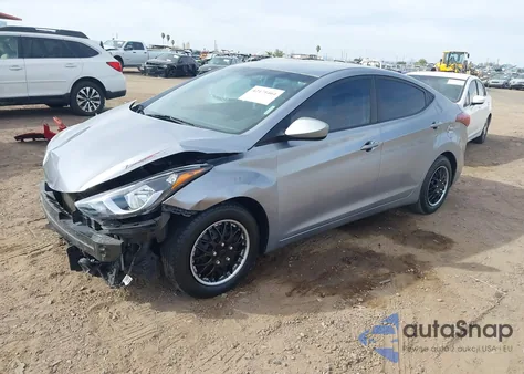 2016 Hyundai Elantra Se z USA, uszkodzony, nr VIN 5NPDH4AE1GH669628